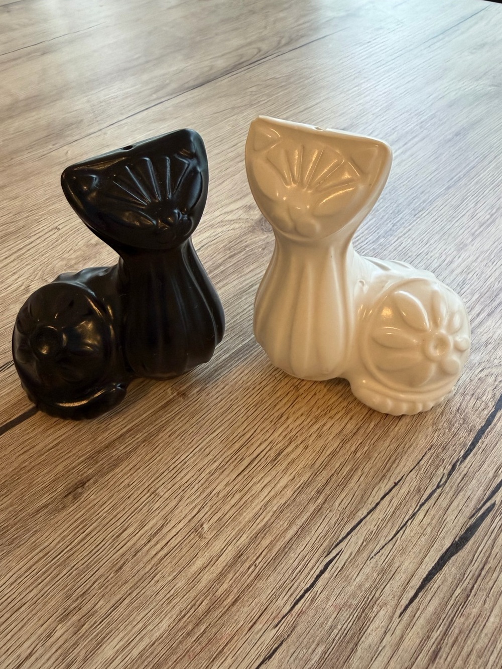 Jonathan Adler *Retired* Black & White Cat Salt and Pepper Shakers